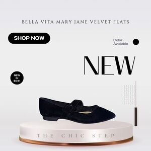 Bella Vita Women’s Mary Jane Pointed Toe Velvet Flats Black